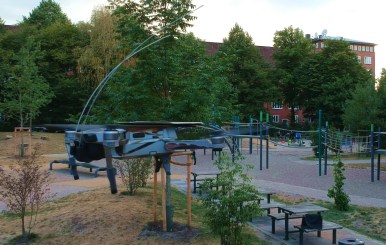 DJI_Spark filmt Mavicious im Schleepark von oben 03b